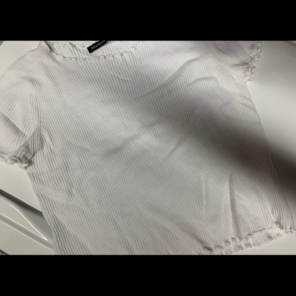 brandy melville crop top